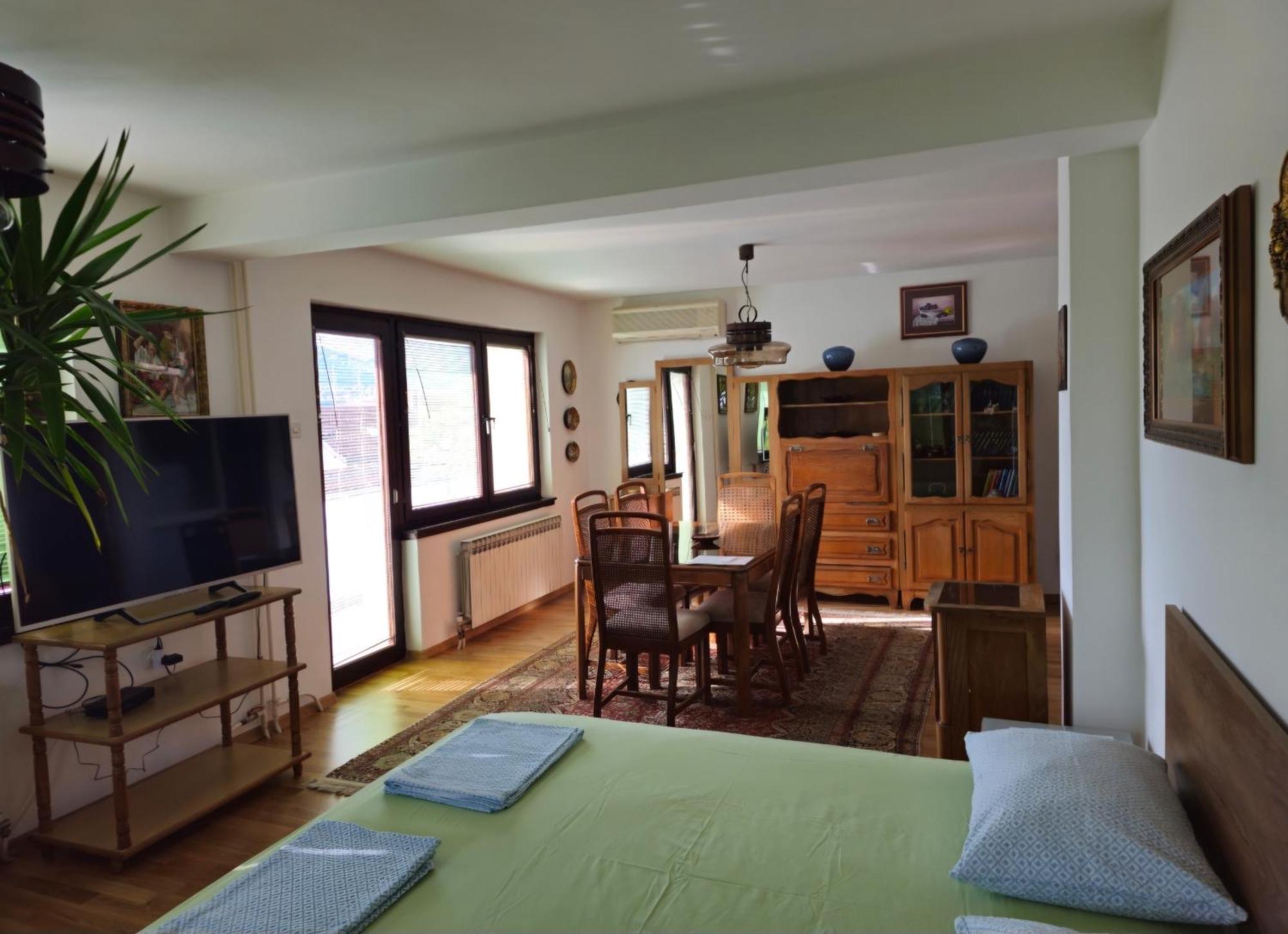 Peaceful Vacation Villa & Garden Сараєво Екстер'єр фото